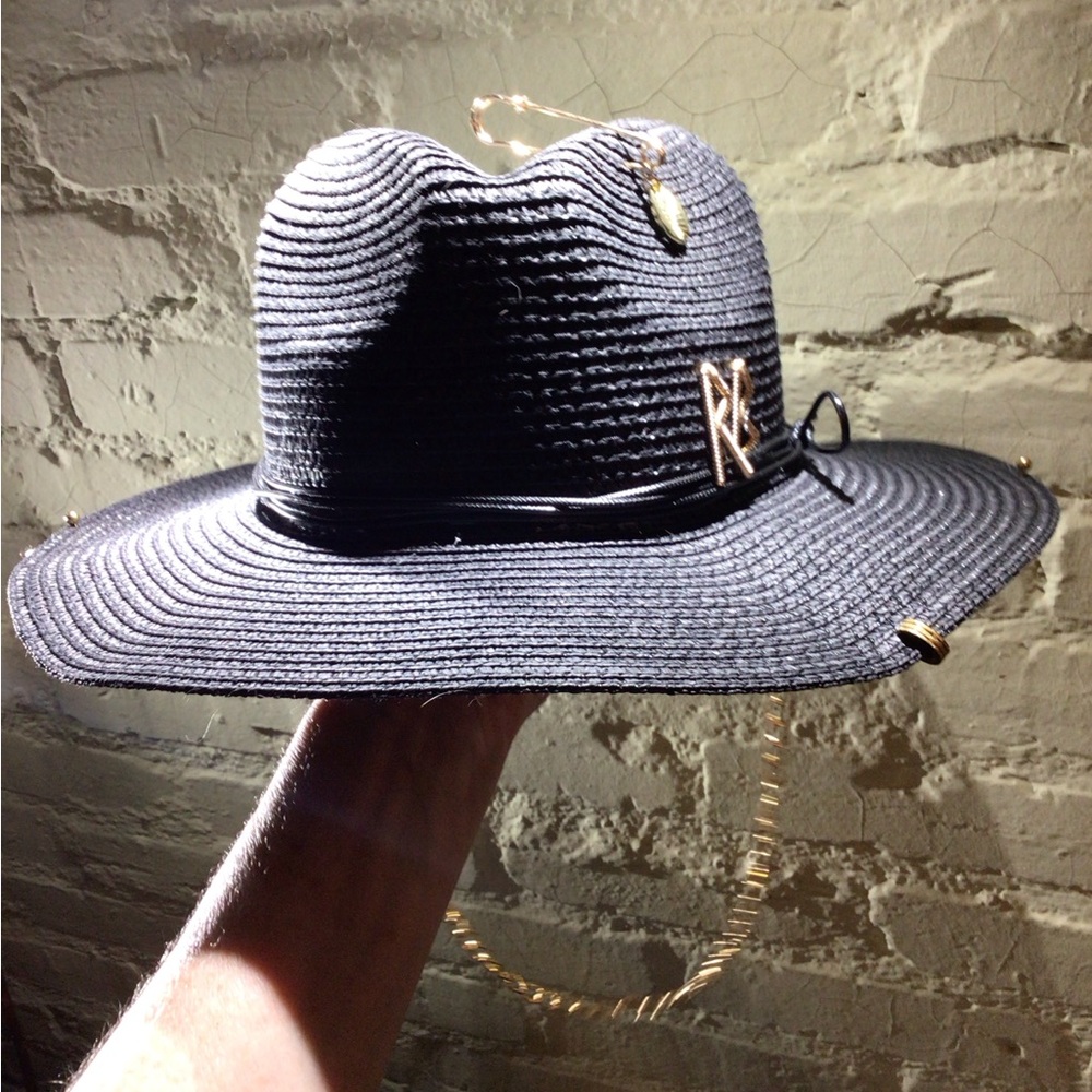NEW LIKE RUSLIN BAGINSKI Black Wide Brim Fedora Hat with Gold Chain D - Picture 9 of 13